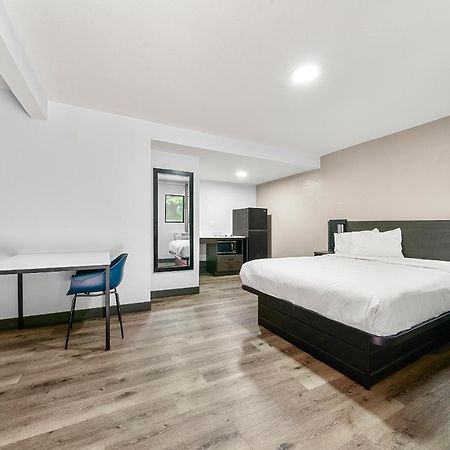 Southern Suites Carrollton 卡罗尔顿 外观 照片