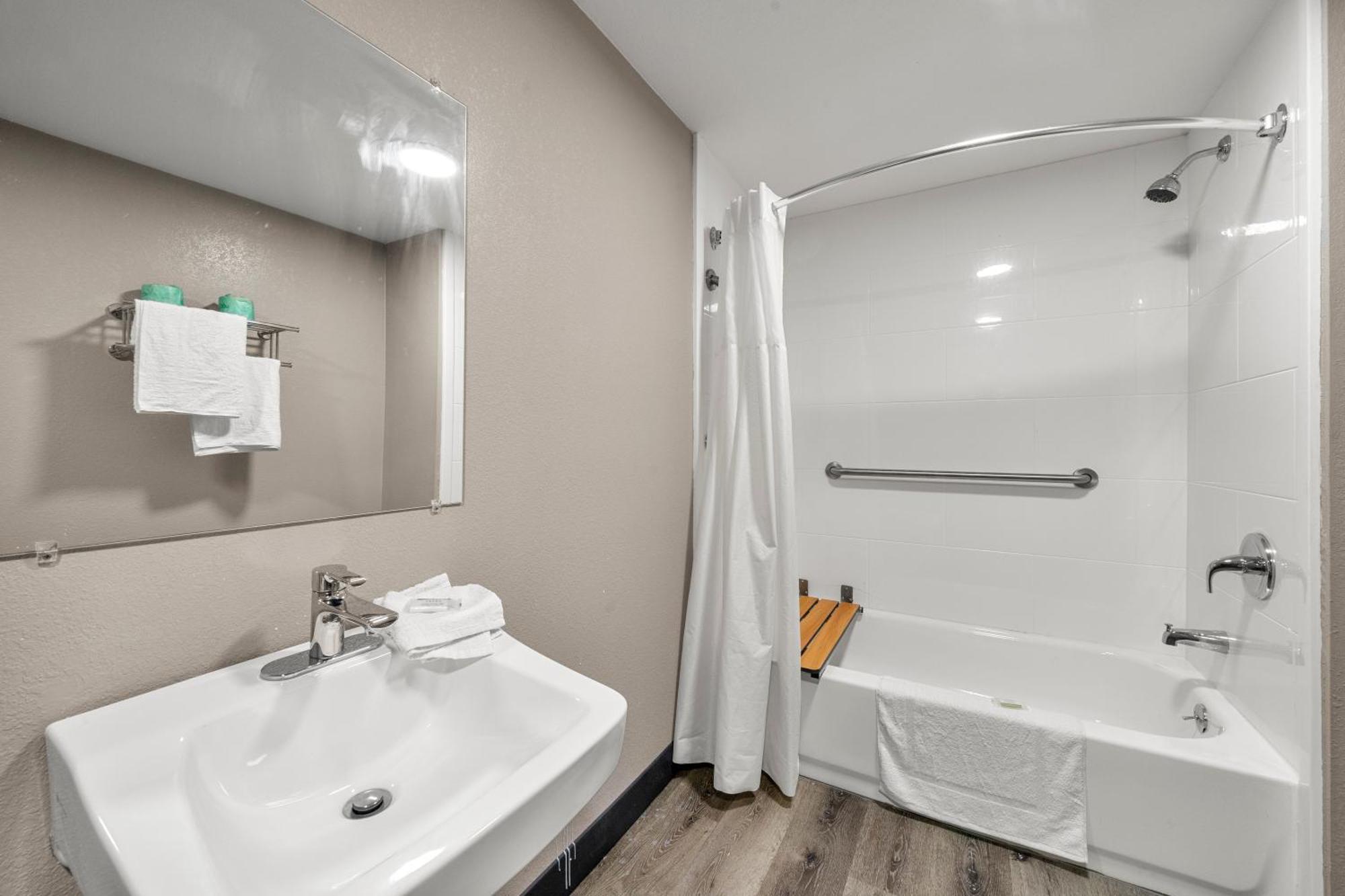 Southern Suites Carrollton 卡罗尔顿 外观 照片
